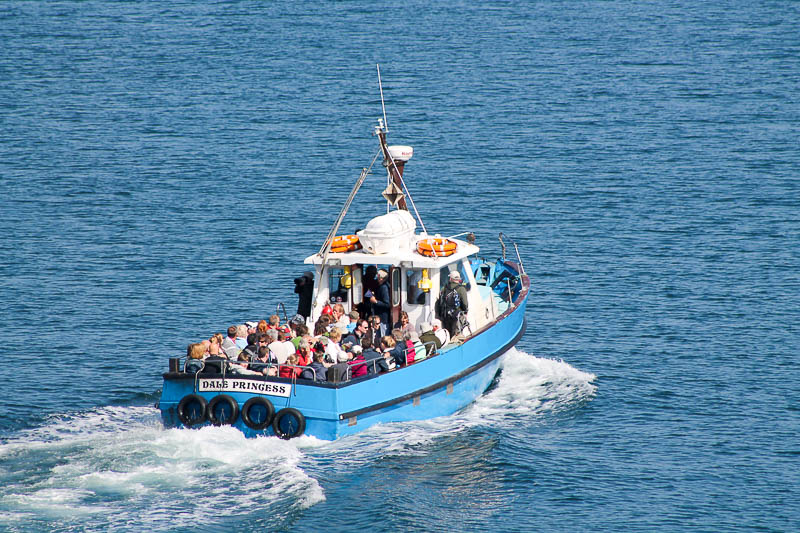 Boat to Skomer 14